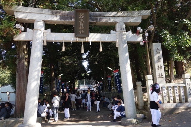 岩壺神社のお祭り_a0239418_18563205.jpg