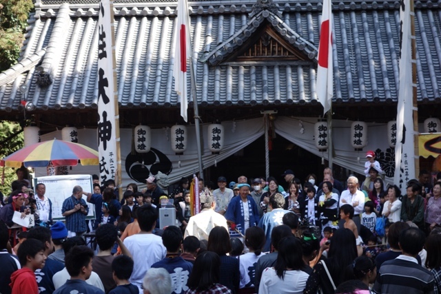 岩壺神社のお祭り_a0239418_18565269.jpg