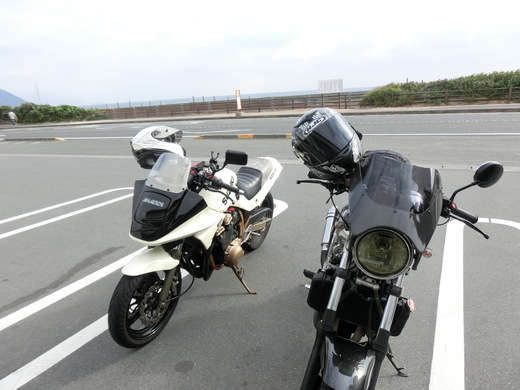 やっぱり伊豆はバイク多いよね、ツー。_d0221319_9221355.jpg