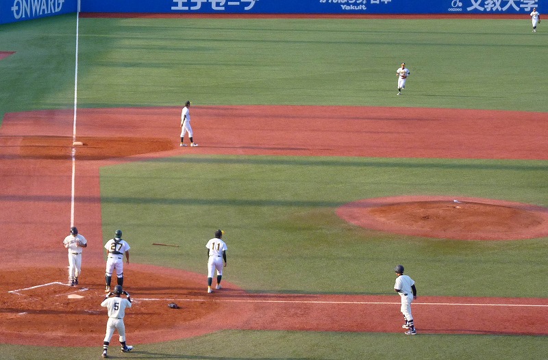専修大対國學院大 10月6日 東都大学野球1部_b0166128_17163040.jpg