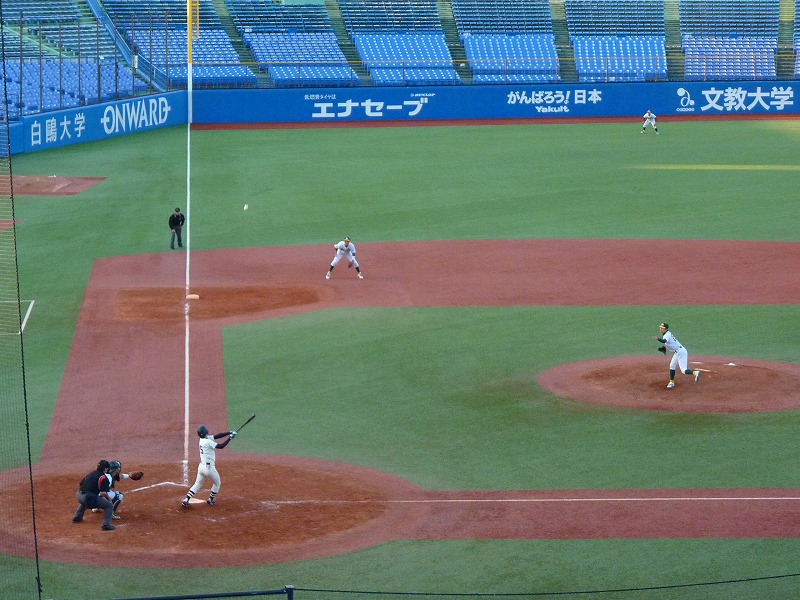 専修大対國學院大 10月6日 東都大学野球1部_b0166128_1927916.jpg