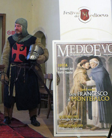 聖フランチェスコとモンテファルコ@『Medioevo』10月号_f0234936_5193880.jpg