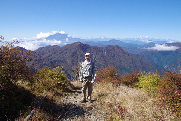 神奈川県最高峰に登る_e0167571_2334451.jpg