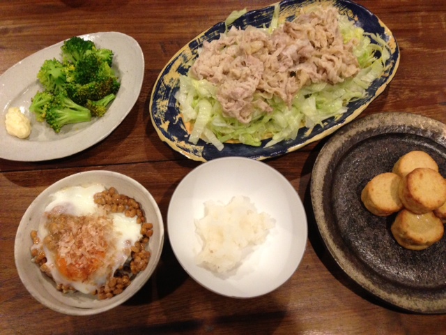 納豆焼いて卵乗っけた丼_d0339885_13072090.jpg