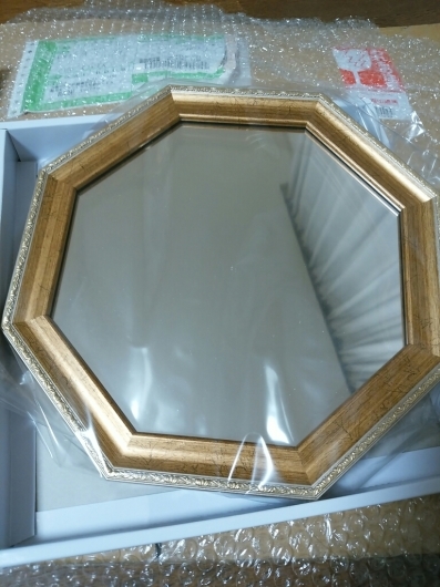 八角形の鏡_f0255704_21025517.jpg