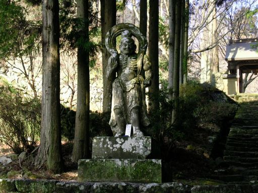 国東半島をめぐる 2(両子寺/行入ダム/宇佐神宮)_b0005281_20223486.jpg