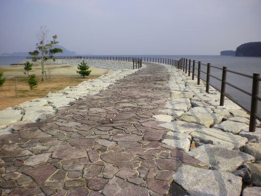 国東半島をめぐる 2(両子寺/行入ダム/宇佐神宮)_b0005281_20245286.jpg
