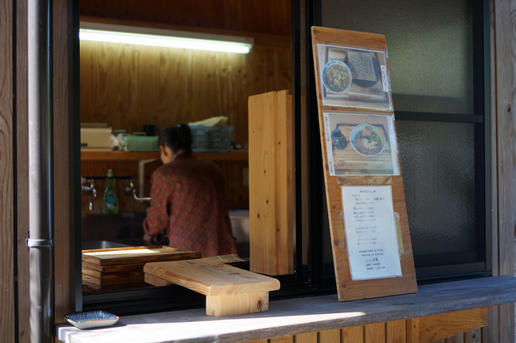 うどん県の蕎麦屋　10店目_c0021694_15465341.jpg