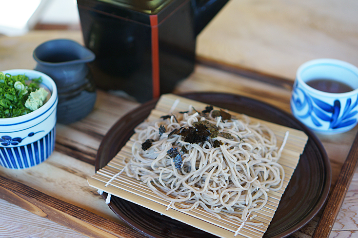 うどん県の蕎麦屋　10店目_c0021694_15582936.jpg