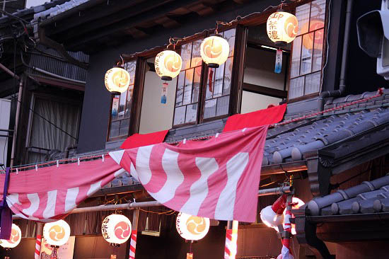 川越祭りよもやま話。ノコンギクと蝶_e0255509_20182785.jpg