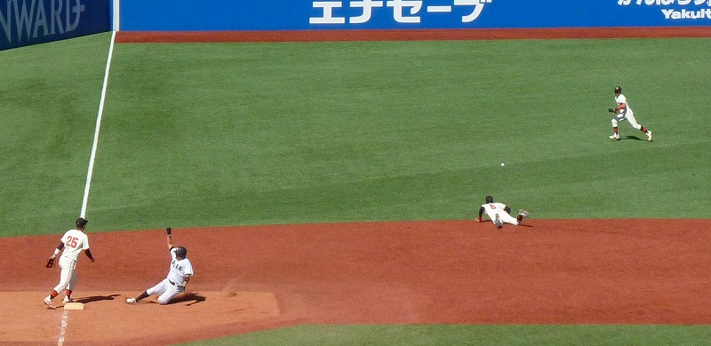 日本大対亜細亜大 10月7日 東都大学野球1部 後半_b0166128_19194933.jpg