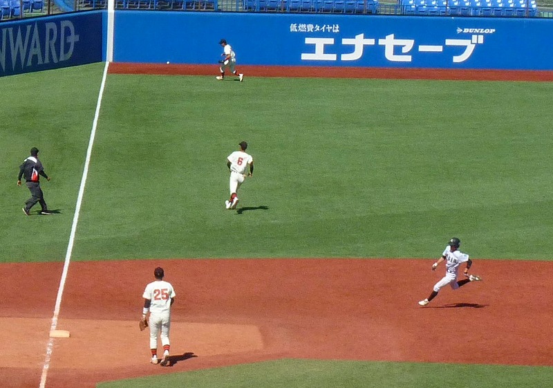 日本大対亜細亜大 10月7日 東都大学野球1部 後半_b0166128_1992899.jpg