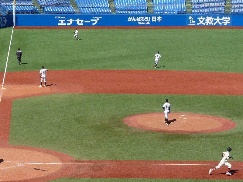 日本大対亜細亜大 10月7日 東都大学野球1部 後半_b0166128_20331020.jpg