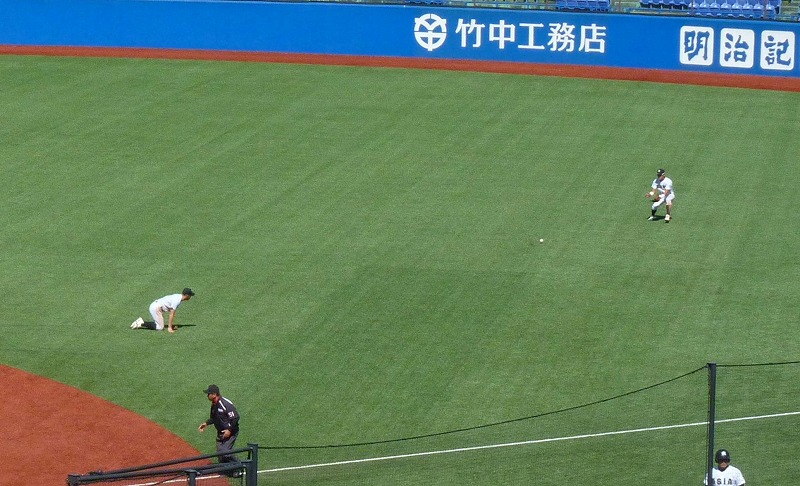 日本大対亜細亜大 10月7日 東都大学野球1部 後半_b0166128_20511272.jpg