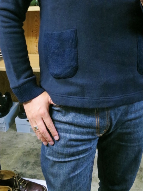 Kato 。。。好評のV SWEAT の色違い分・NAVY色です!★!_d0152280_1757478.jpg
