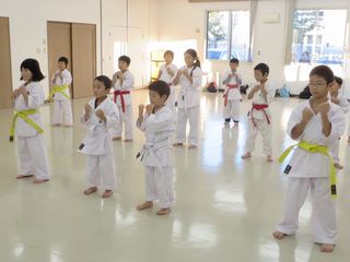 木曜空手 前田教室 審査前の最終稽古!_c0118332_2138791.jpg
