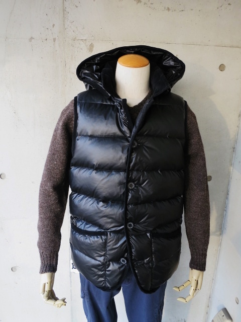 注目のDOWN BRAND ・・・ HOLUBAR DEER HUNTER JACKET!★!_d0152280_33318100.jpg
