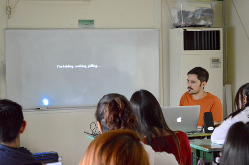 10/16 「holding, walking, falling」 / Eduardo\'s the first workshop at Escola Opçao_a0216706_23135758.jpg