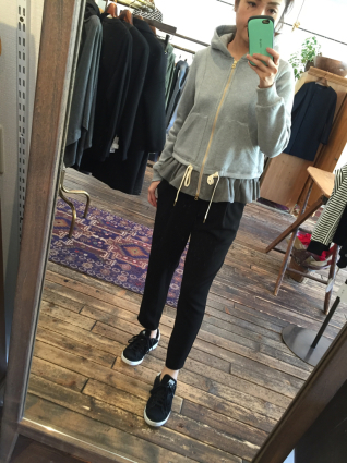 アラアラ ムートンライクペプラムパーカー_a0246319_14470101.jpg
