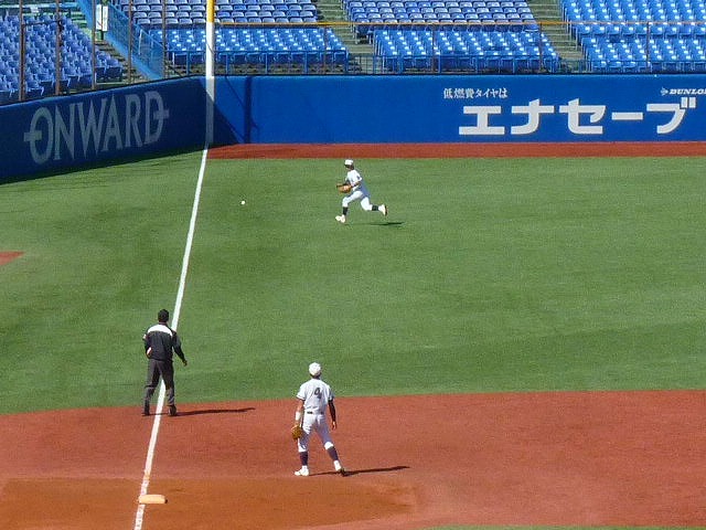 駒澤大対中央大 10月7日 東都大学野球1部 前半_b0166128_105959.jpg