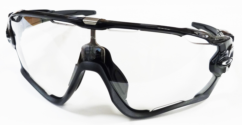 OAKLEYサングラス・シールド1眼モデル新作M2FRAME XL(エムツーフレーム エックスエル)発売開始!_c0003493_1325727.jpg