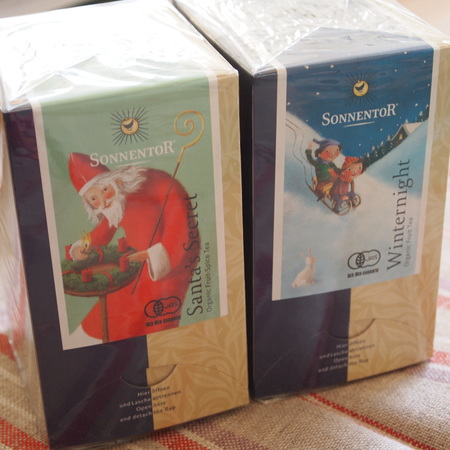 クリスマスのお茶入荷しました_a0292194_19361852.jpg