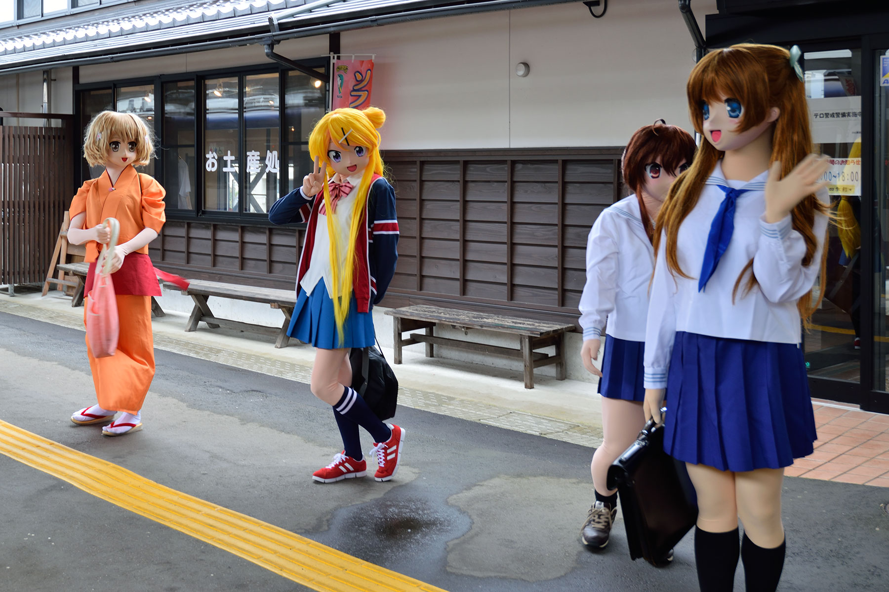 のと鉄道 Nt0型 急行 ゆのさぎ 着ぐるみコスプレ列車 Sky Lounge Garden Transporter Side