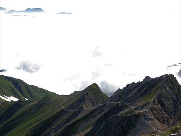 爺ヶ岳～鹿島槍ヶ岳～（八峰キレット）～五竜岳丸⑧_f0040525_15323291.jpg