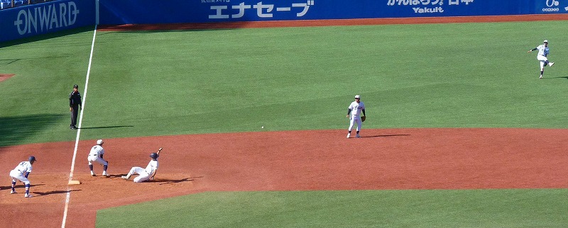 駒澤大対中央大 10月7日 東都大学野球1部 前半_b0166128_7322036.jpg