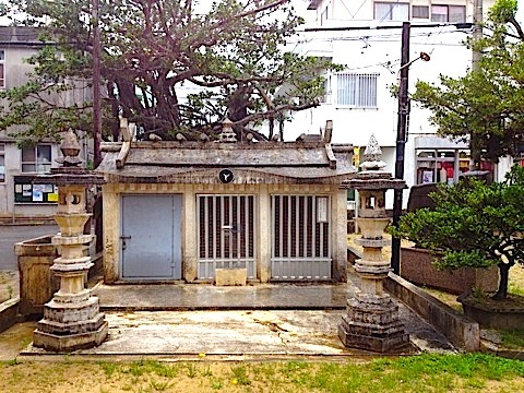 沖縄の天女伝説 ⑳ 大国家と三保の浜_a0300530_11130547.jpg