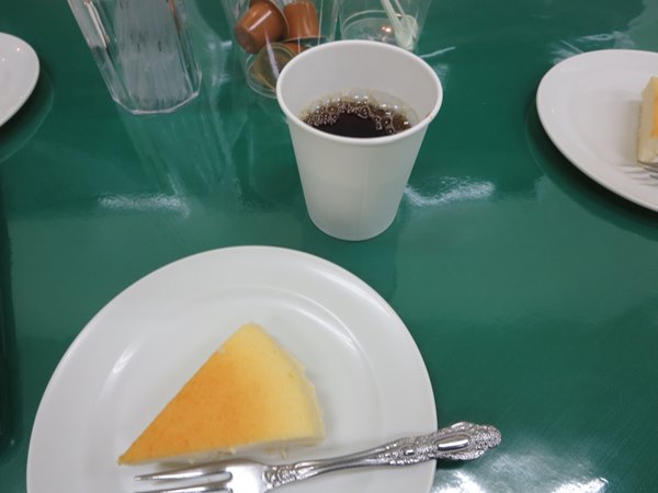 紅葉 温泉ミステリーツアー 蓼科チーズケーキ工房 お散歩アルバム 賑やかな夏に 紅葉 温泉ミステリーツアー 蓼科チーズケーキ工房 お散歩アルバム 賑やかな夏に