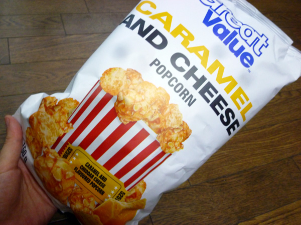 【Great Value】CARAMEL AND CHEESE POPCORN_c0152767_22114924.jpg