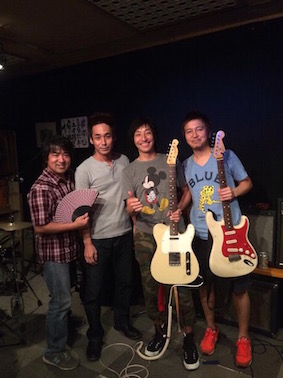 那覇 BARドラミンゴ&石垣市 Jazz Bar すけあくろ_c0227168_1243982.jpg