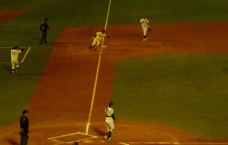 國學院大対専修大 10月7日 東都大学野球1部 後半_b0166128_17323852.jpg