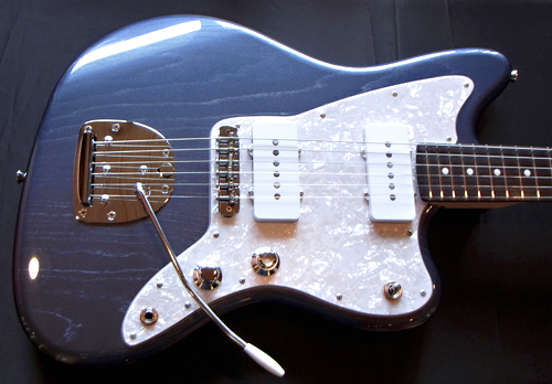 「Moire Grayish Blue MetaのPsychomas 1本目」完成!!_e0053731_159038.jpg