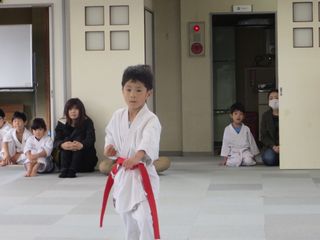 日曜空手 秋季昇級審査会_c0118332_14204255.jpg