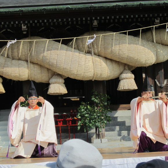 浮神の舞は秘儀・宮地嶽神社の筑紫舞・2015年_a0237545_22481434.jpg