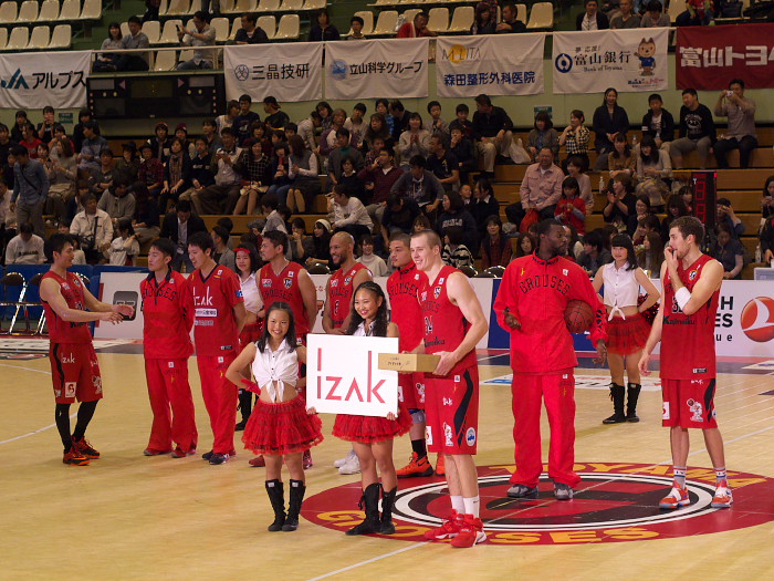 横浜に連勝_c0219648_1726247.jpg