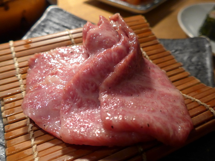 市ヶ谷「炭火焼肉なかはら」へ行く。_f0232060_16564310.jpg