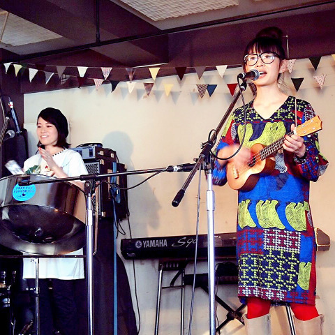 下北沢に風が吹く(ランチライブ無事終了)_e0180406_23241646.jpg