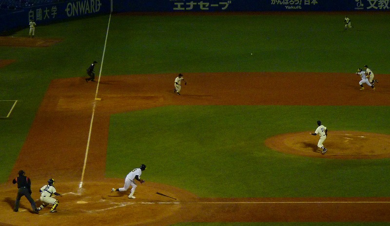 國學院大対専修大 10月7日 東都大学野球1部 後半_b0166128_835935.jpg