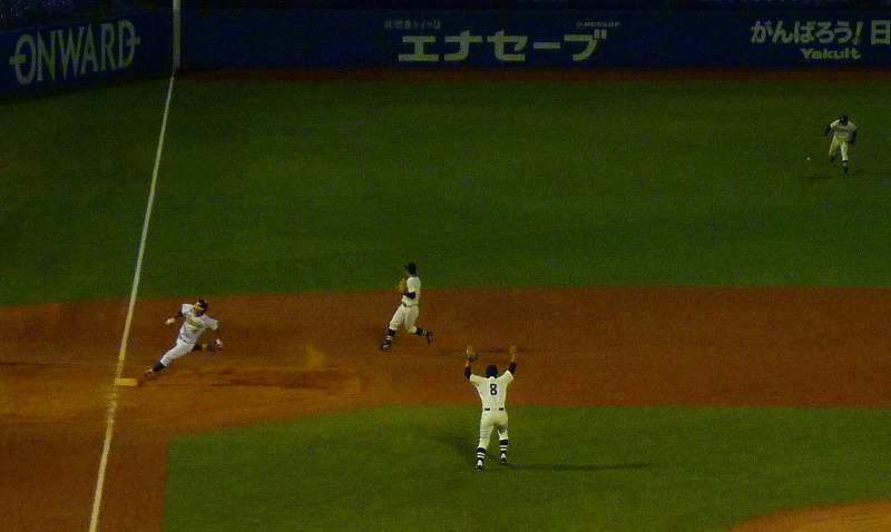 國學院大対専修大 10月7日 東都大学野球1部 後半_b0166128_8365949.jpg