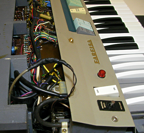 Farfisa mini compact安定化&ちょっとカスタマイズ2_e0045459_1824830.jpg