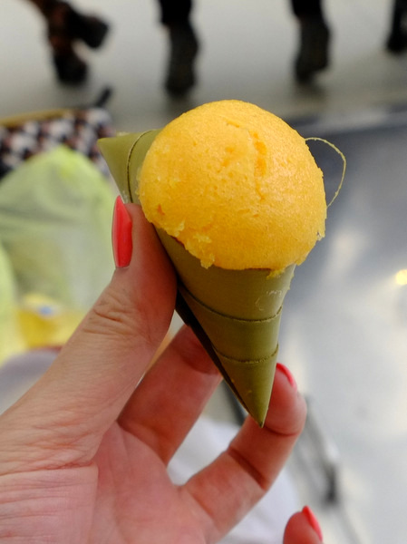 「タイ75県が集まる展示会見学。地方の食材いっぱい」_a0000029_0584719.jpg