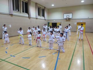 西町教室 秋季昇級審査会 3日目_c0118332_2302639.jpg