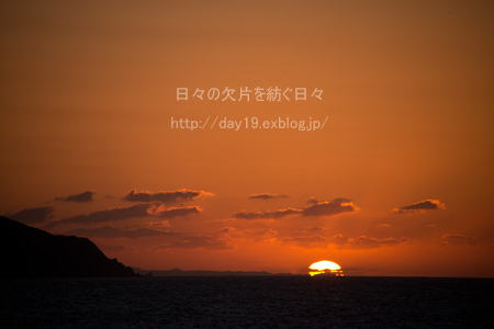 夕暮れ海岸 - 日々の欠片を紡ぐ日々