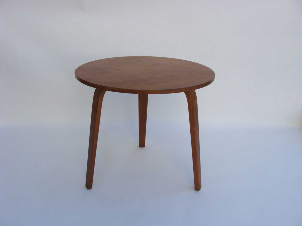 \"Cees Braakman Small Round Table with Pastoe Stamp\"ってこんなこと。_c0140560_118129.jpg