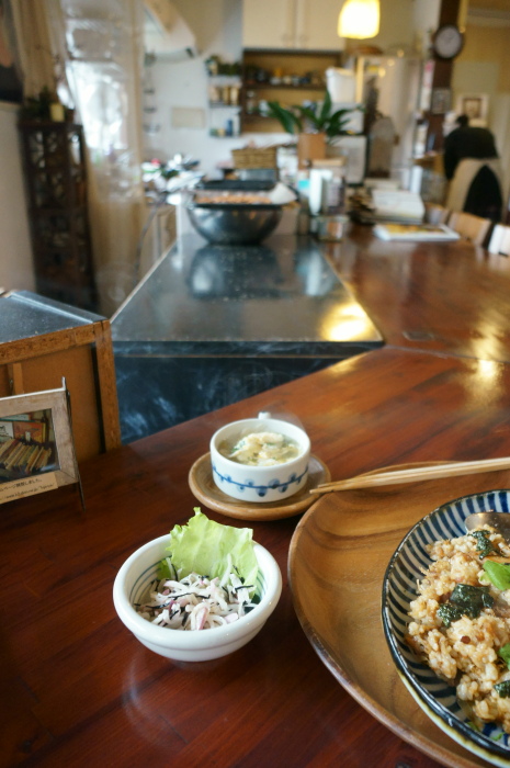 聖屋(ヒジリヤ)_a0077663_175759100.jpg