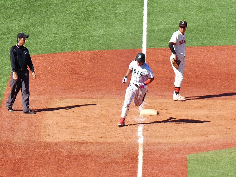 亜細亜大対日本大 10月8日 東都大学野球1部 前半_b0166128_20562867.jpg