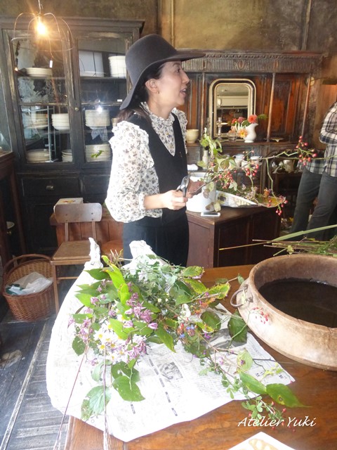 秋を愉しむ花しつらい^^_f0240834_22381810.jpg